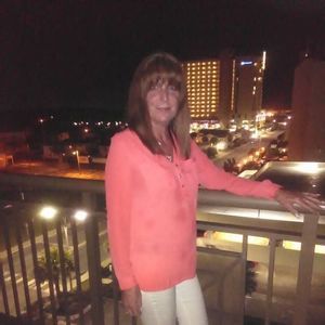 Meet your Posher, Paula