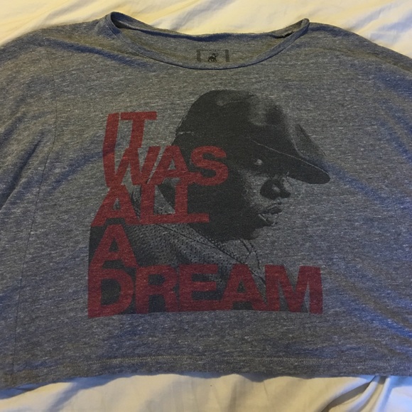 Biggie off the shoulder tee