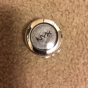 NYX eyeshadow