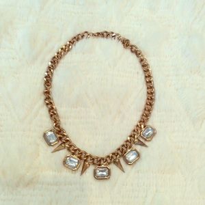Statement necklace