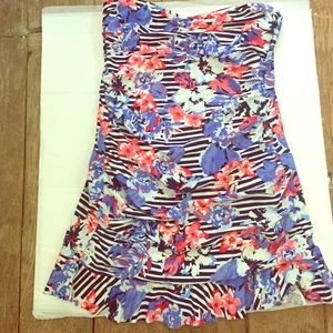 Strapless one piece bathing suit