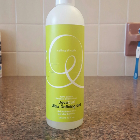 DevaCurl ultra defining gel