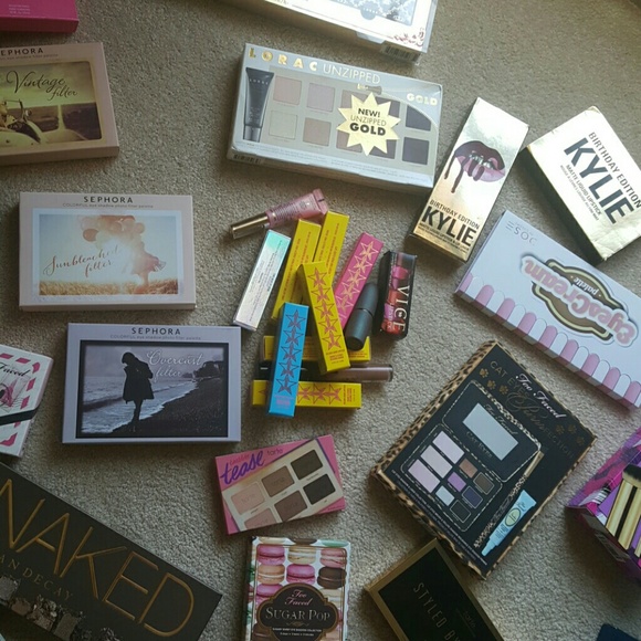 Makeup Raffles! - Picture 2 of 4