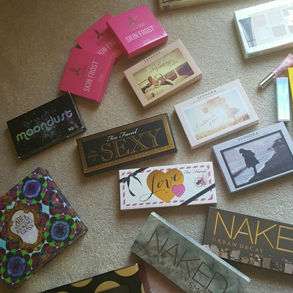 Makeup Raffles! - Picture 3 of 4