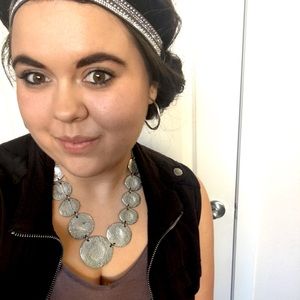 Meet your Posher, Kayla