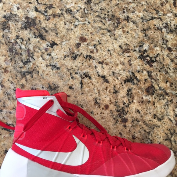 Nike Hyperdunks size 8