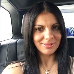 Meet your Posher, Rosa