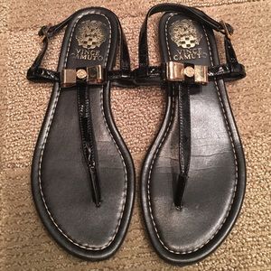 Vince Camuto size 7 bow flat