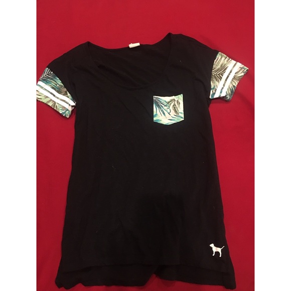 🍓LAST PRICE DROP🍓 VS Pink Tropical print pocket