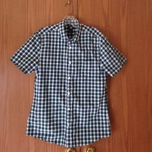H and m plaid button down shirt