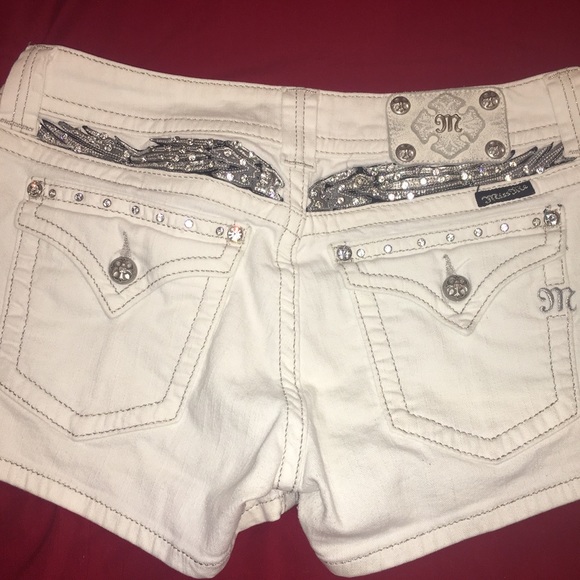 Miss me white wing shorts