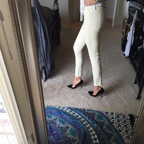 Vince light yellow ankle length jeans - Picture 2 of 3