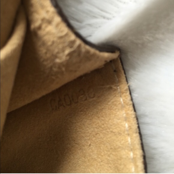 ✋🏻SOLD✋🏻  Authentic LV monogram pochette twin gm - Picture 3 of 4