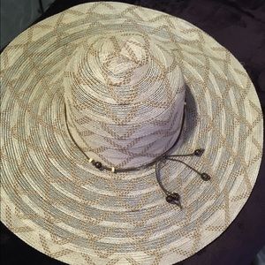 Beach hat
