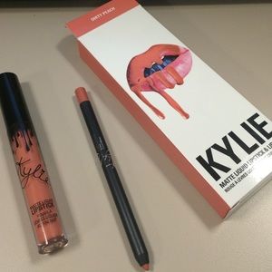 KYLIE Lip Kit Matte - Dirty Peach