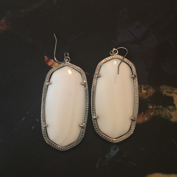 White Kendra Scott Danielle style earrings silver