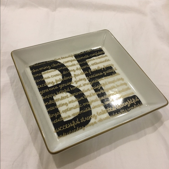 Adorable ring dish - Picture 2 of 2