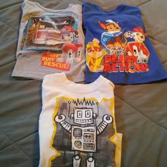 Lot of 3 long sleeve t-shirts