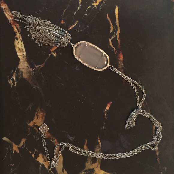 Silver/grey rain Kendra necklace
