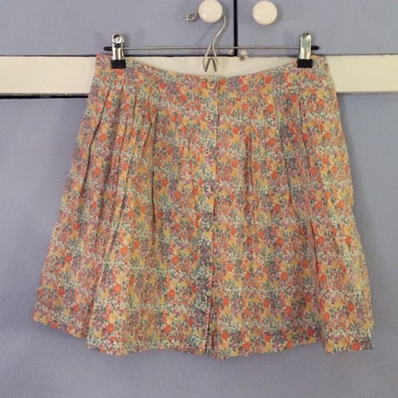 Vintage FREE PEOPLE Pleated Button Down Floral Skirt