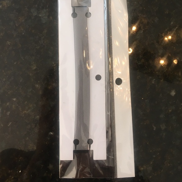 • Black Mesh Choker  • - Picture 4 of 4