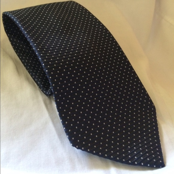 Men's necktie
