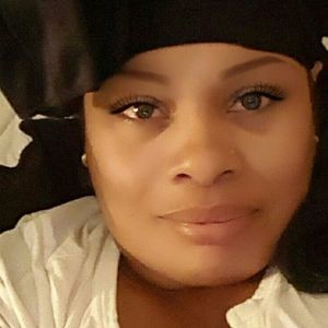 Meet your Posher, Tonya