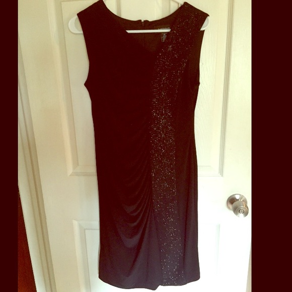 Black Sleeveless Dress