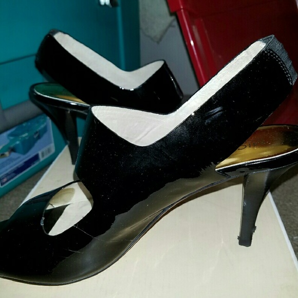 Michael Kors Patent Leather Heels