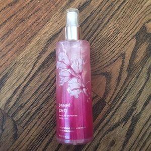 Bath and Body Works Sweet Pea Shimmer Mist