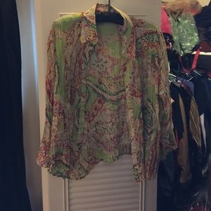 Essentials by Milano button down women's shirt