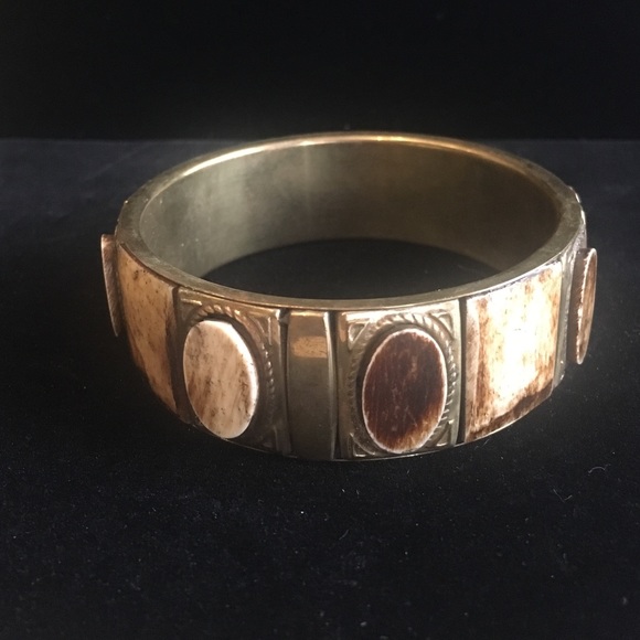 Brass bangle - Picture 1 of 1