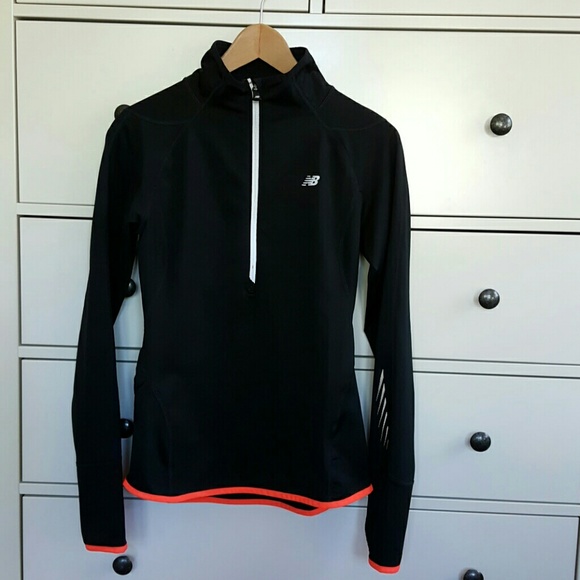New Balance half zip thermal, size small