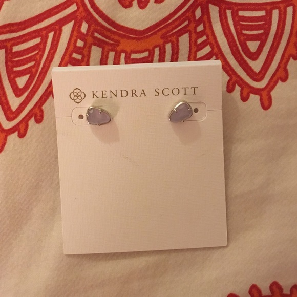 Kendra Scott Jewelry - Kendra Scott earrings!