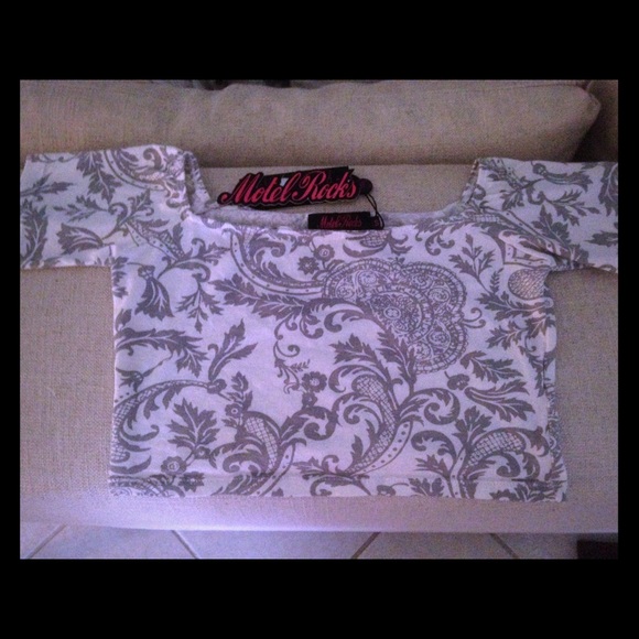 Crop top