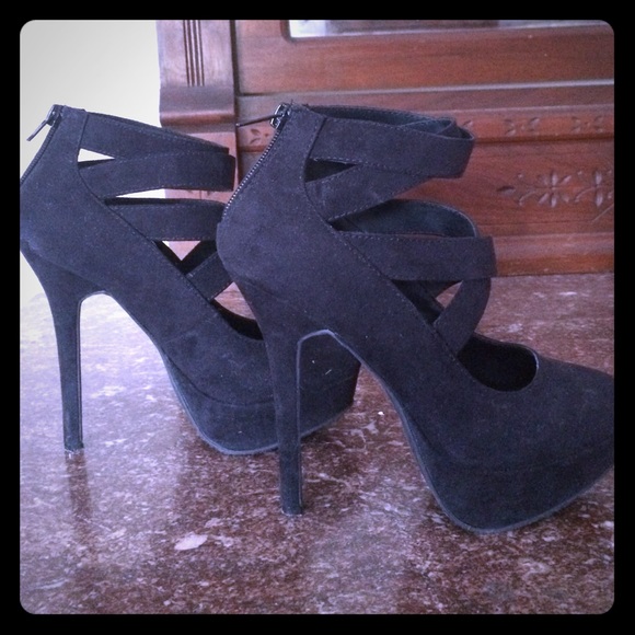 Black Platforms size 6