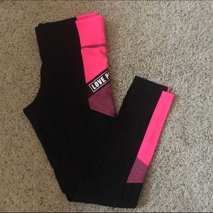 PINK Victoria Secret Ultimate Leggings Size Medium