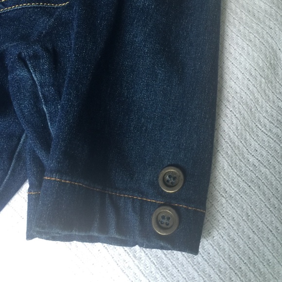 Jacket - Picture 4 of 4