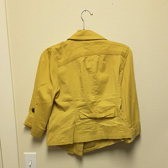 Light Jacket - Picture 3 of 3