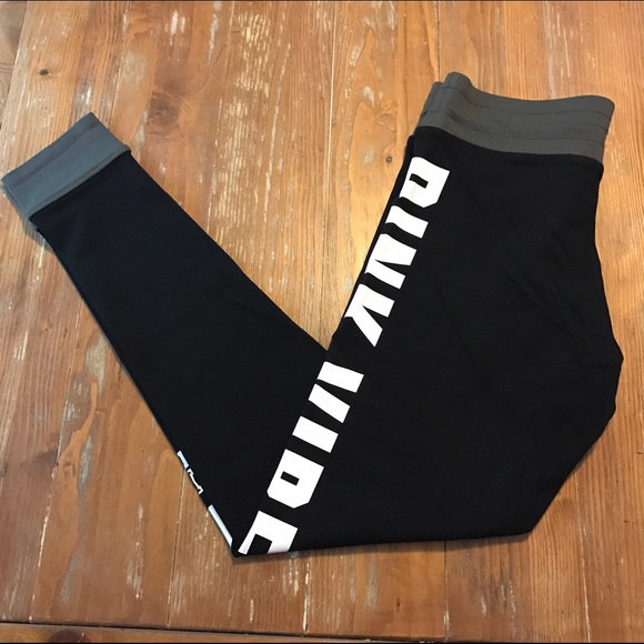 Victoria's Secret Pink Campus leggings - Picture 2 of 2