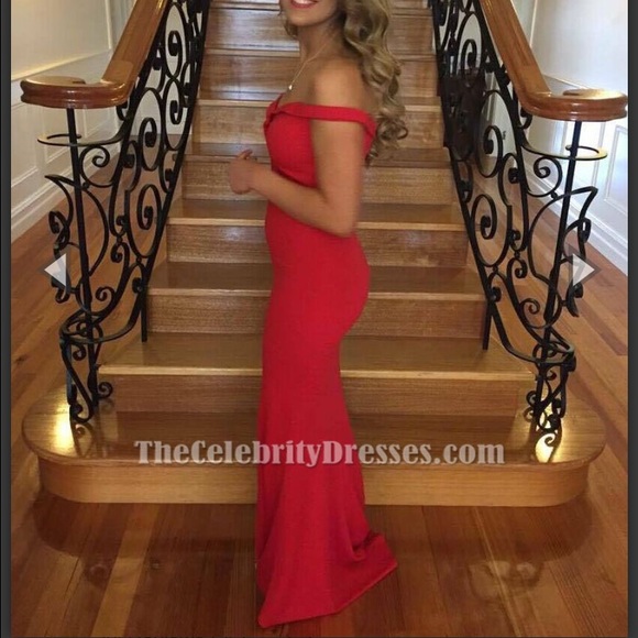 red prom dress. brand new never worn.