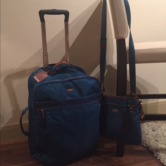 TUMI Teal Nylon Luggage Set!
