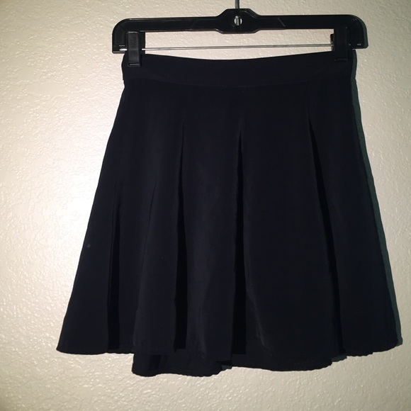 Brandy Melville black skirt