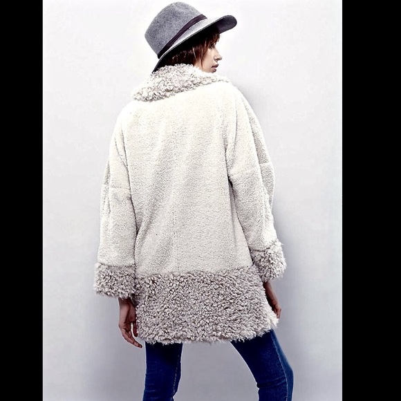 Free People ivory taupe tan tint  Faux Fur Coat M - Picture 3 of 4