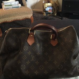 Louis Vuitton  bag!! Speedy 35 monogram