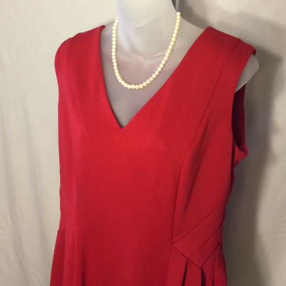 Red sleeveless dress