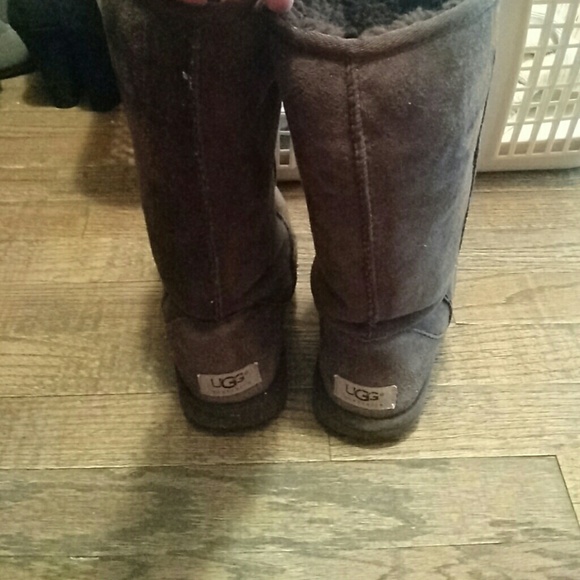 Chocolate brown ugg boots