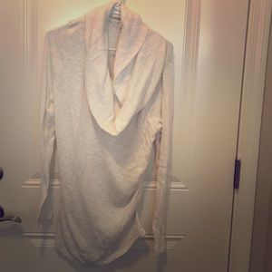 Long sleeve maternity top