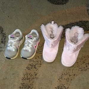 Lot of two pair toddler girls' shoes