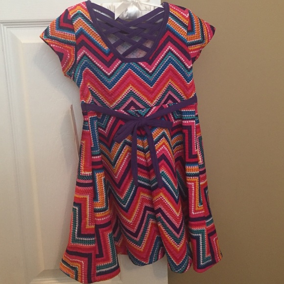 Girls chevron dress - Picture 2 of 3